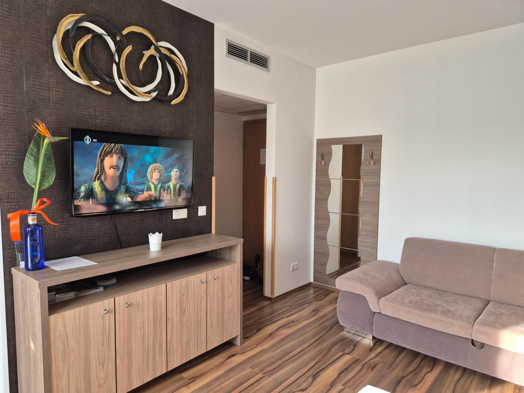 Manna Wellness Apartman 佐洛卡罗斯 外观 照片
