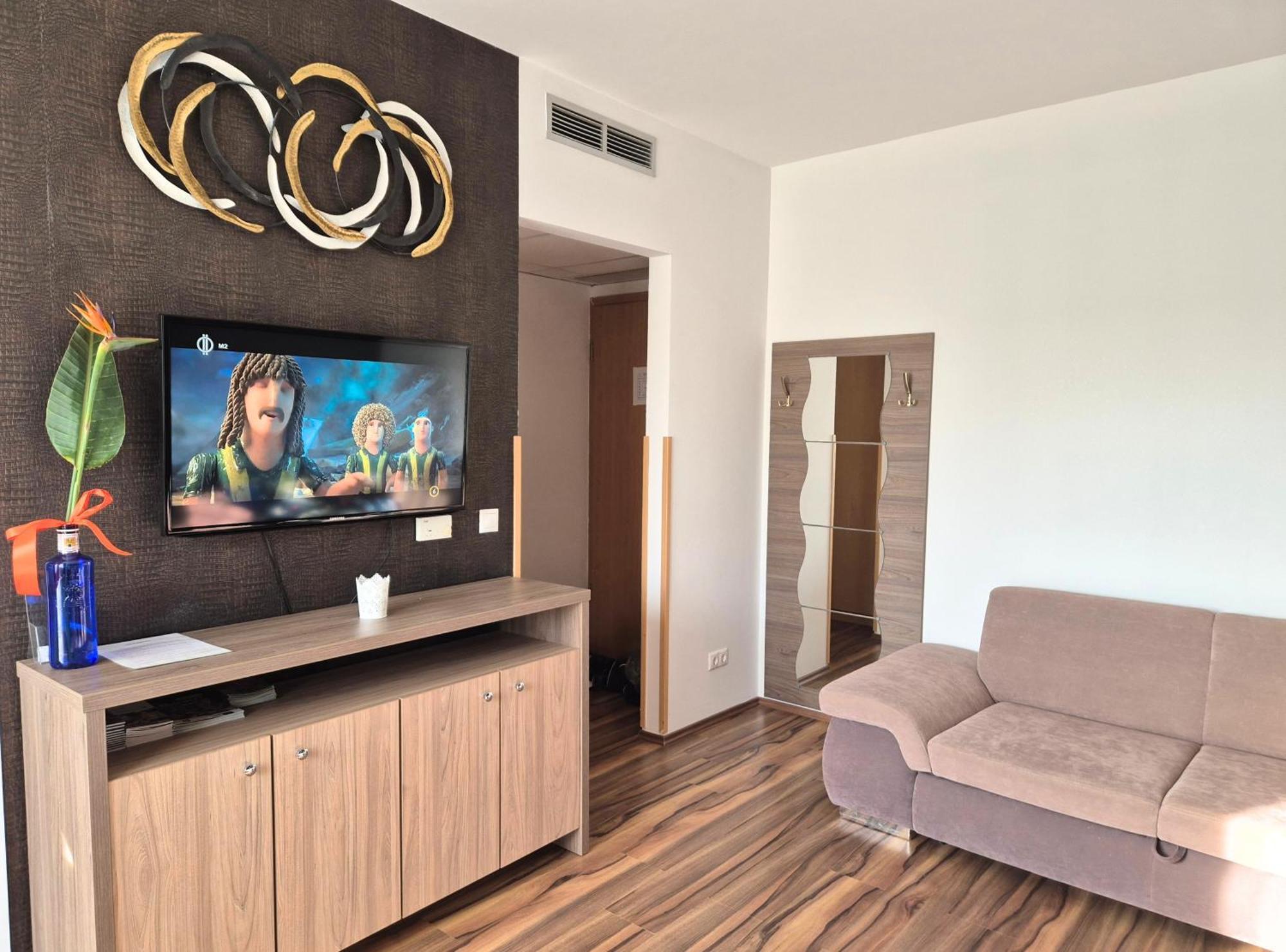 Manna Wellness Apartman 佐洛卡罗斯 外观 照片