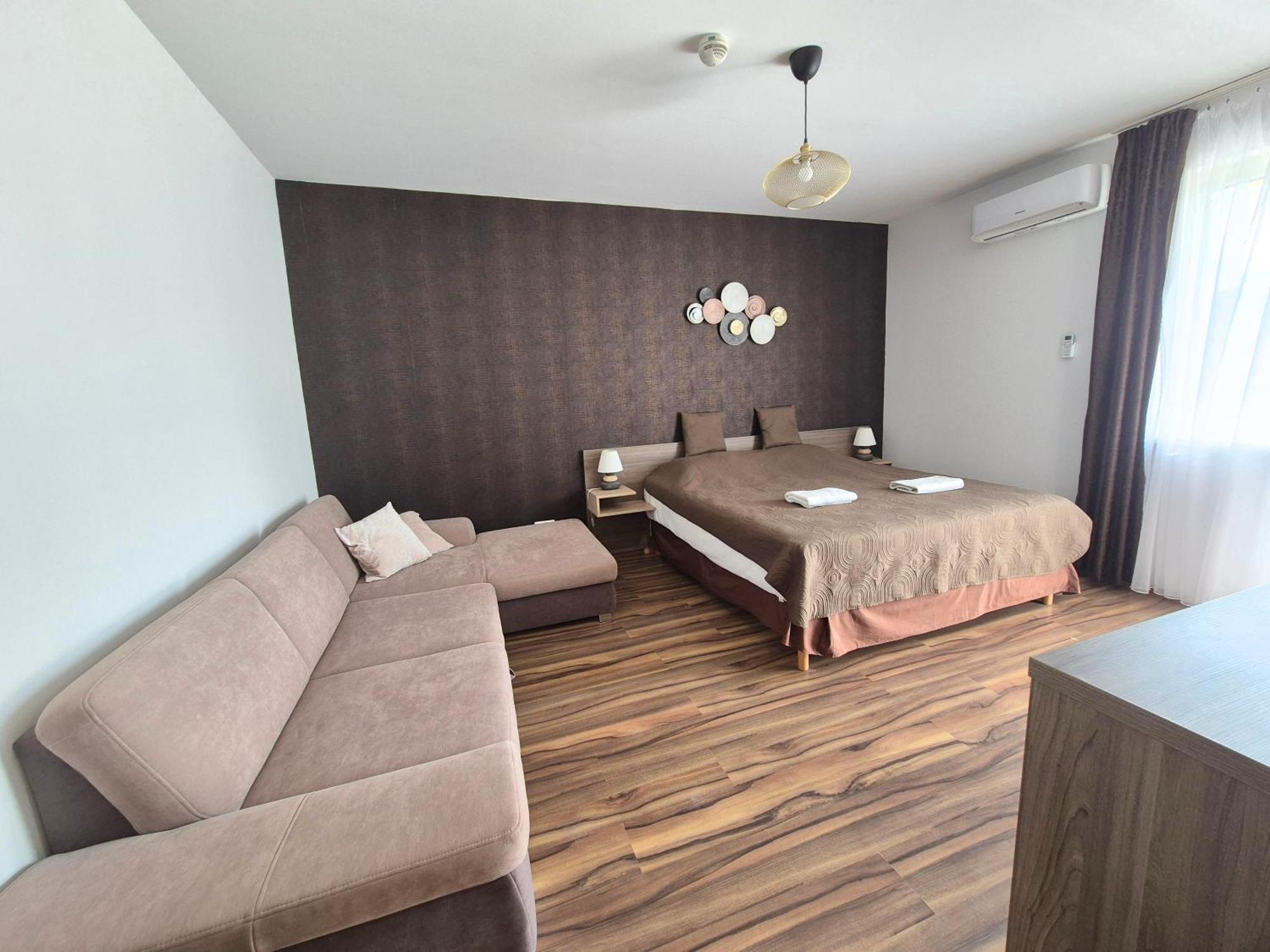 Manna Wellness Apartman 佐洛卡罗斯 外观 照片